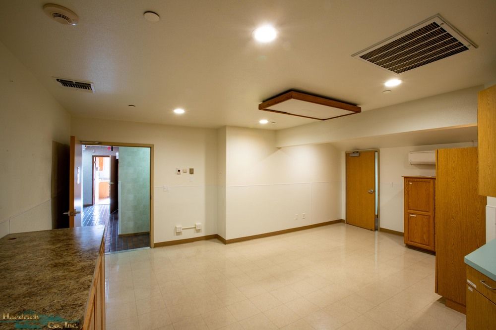 Medical Office Building - Clairmont Doctors Park: 2650 Edith Ave, Redding, CA 96001